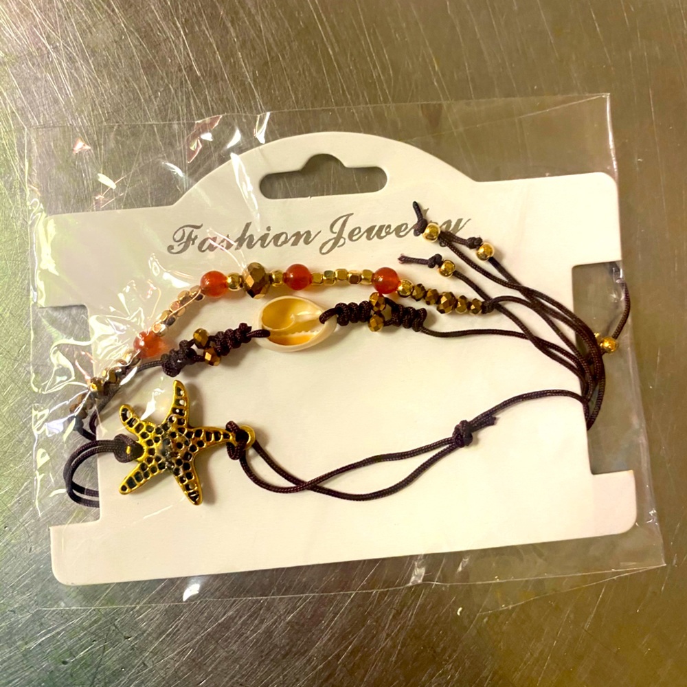 Bracelet